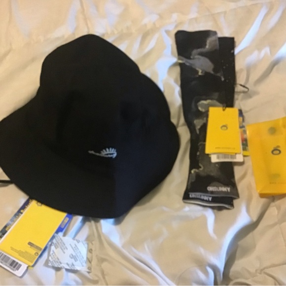 Oh Sunny black bucket fisherman hat w/arm covers & bag NWT - Picture 5 of 7